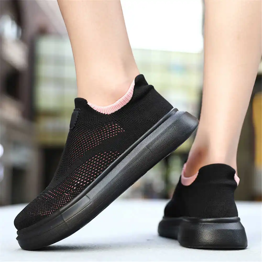Stoking Platform sepatu cokela - Streetwear Brand Global ulasan dan harga